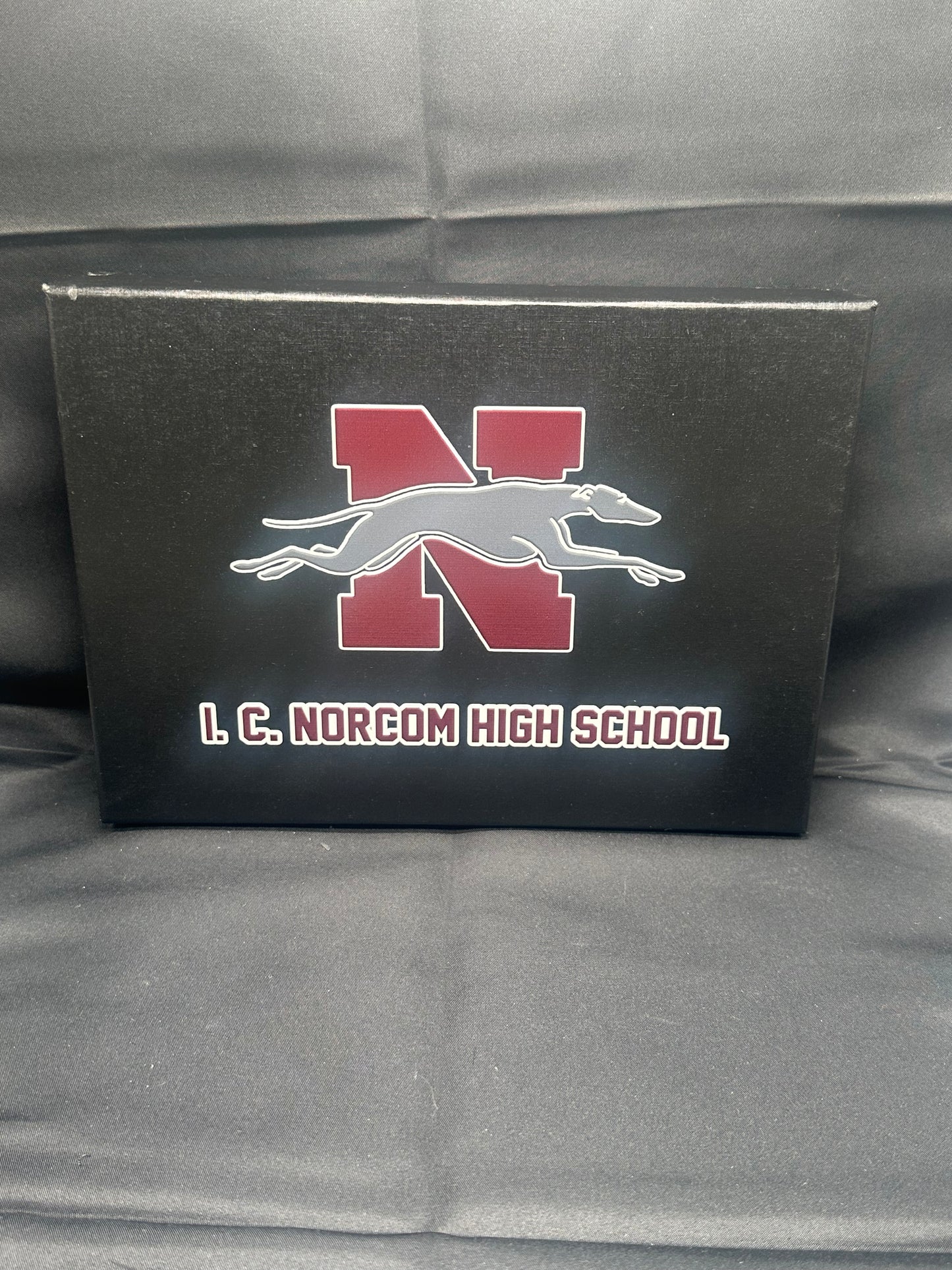I.C. Norcom High School Flask Gift Set – Stainless Steel Flask with 4 Shot Cups & Gift Box | Greyhound Pride Gift