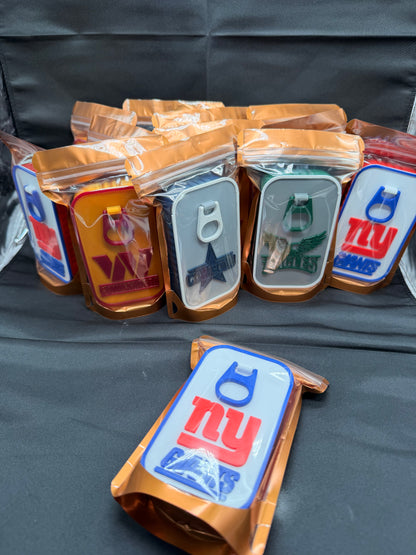 TIN CAN FOOTBALL BAG CHARM KIT